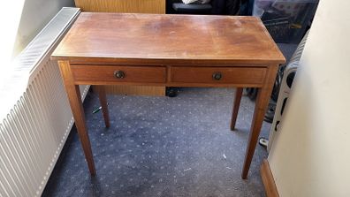 desk