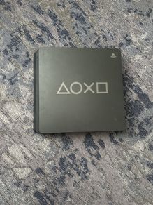 Boxed PS4 Slim 1TB Days of Play Limited Edition Bundle. For Parts / Repair