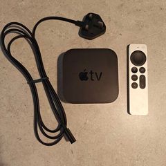 Apple TV HD 32GB (A1625) + Siri Remote (A2540)