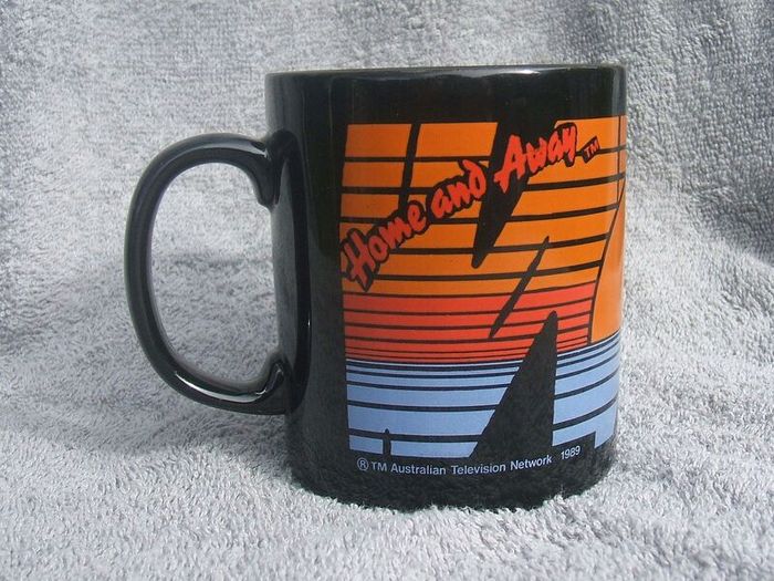 HOME & AWAY (Australian TV soap drama) - a scarce mug by Coloroll (1989) + a free SUMMER BAY badge (early 1990s)