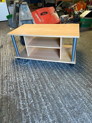 tv table