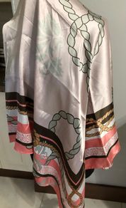 vila scarf