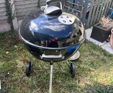 Weber Original Kettle 57cm Charcoal BBQ + Full Accessory Bundle