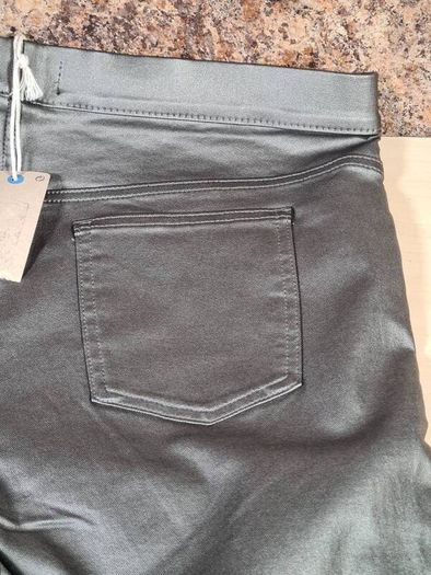 Womens Marks and Spencer jeggings silver leather look Size UK 18  EU 46  BRAND NEW BNWT