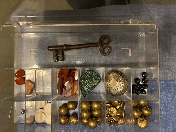 Military buttons and other items