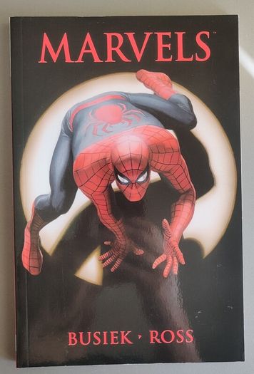 Marvels, by Alex Ross & Kurt Busiek