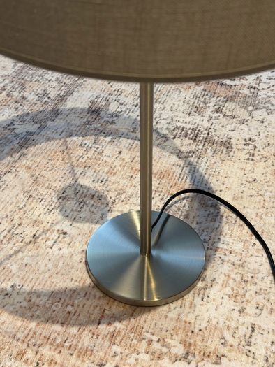 Table lamp (silver)