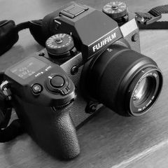 Fuji X-H1 w/ Fujinon XC35 F2 + accessories