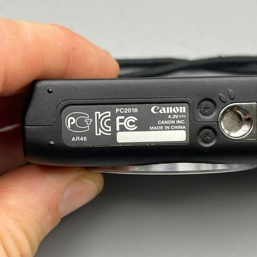 Canon IXUS 133 16MP Digital Camera Black - Boxed - Full Kit