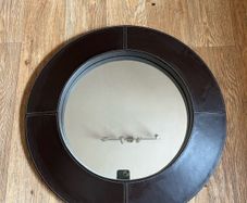 Mirror Leather style
