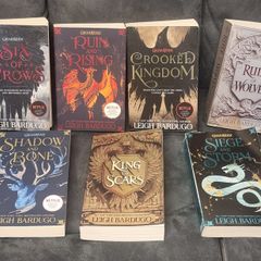 Seven Leigh Bardugo novels job lot.