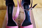 Beatiful pink heels, size 7