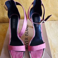 Beatiful pink heels, size 7