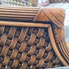 Stylish 4-piece Wicker Set