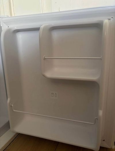 Logik mini fridge