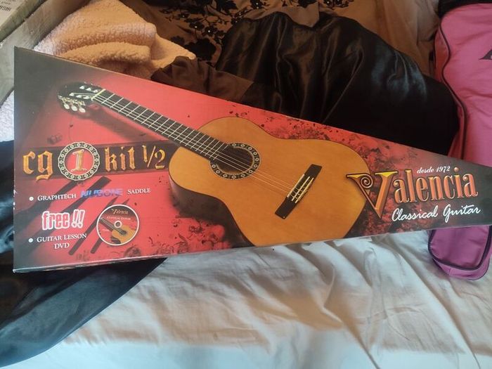 Childrens Classical Guitar Kit - 1/2 size for beginners