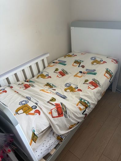 cot and toddler bed