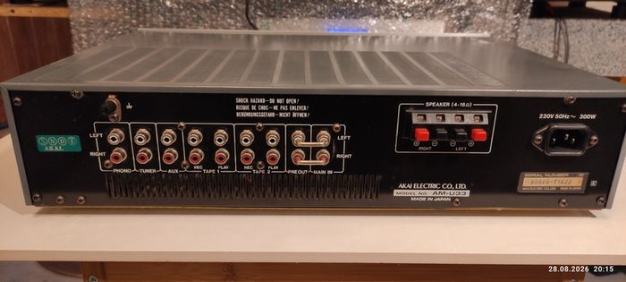 Akai AM-U33 Stereo Integrated Amplifier