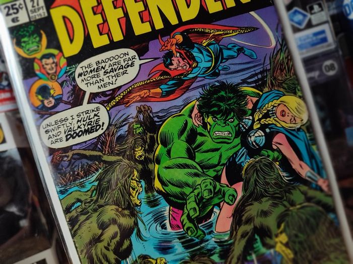 The Defenders ! Issue #27 ! Key Issue ! 1st Cameo Appearance of Starhawk ! Guardians Of The Galaxy Appearance ! Hot Copy ! Bronze Age Comic from 1975 ! by Marvel !
