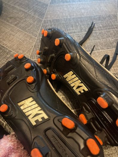 football size 3.5