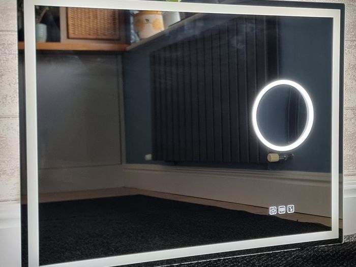 LED Bathroom Mirror Makeup Cosmetic Bright Light Bluetooth Music Fog Free