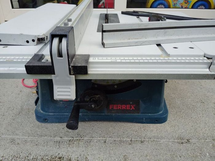 table saw