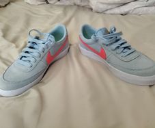 Nike runners girls