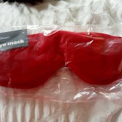 Red eye mask from Silentnight