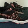 Asics Runners Like New Image 2