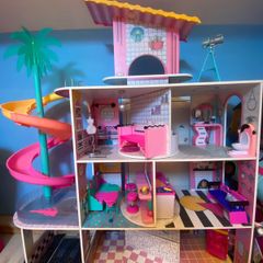 doll house