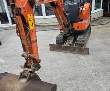 Hitachi Mini Digger Zaxis 10U