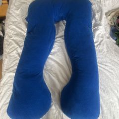 large pregnancy pillow