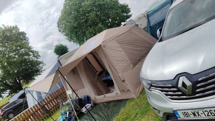 air tent