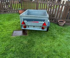 Car trailer. ERDE