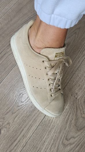 ADIDAS Unisex Stan Smith beige suede Sz 6UK (Fit 6.5 Women)