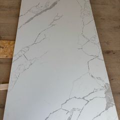 Quartz top
