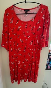 New Look Maternity Red with White and Black Flowers Short Sleeve Top
