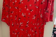 New Look Maternity Red with White and Black Flowers Short Sleeve Top