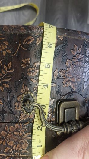 Vintage  embossed  hat  boxes