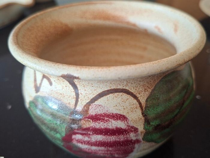 Ballydougan Pottery - Apple design - Hand painted