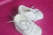 quality  new Size 11 baby white soft shoes 3/6 months
