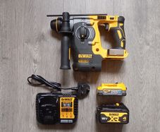 DeWalt dch273 SDS Masonry Drill (New)