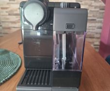 DeLonghi Nespresso Coffee Machine