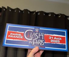 WWE mini belt clash in Paris , limited edition