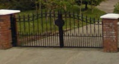 Wrought iron gates 10ft in width