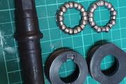 Bottom bracket set