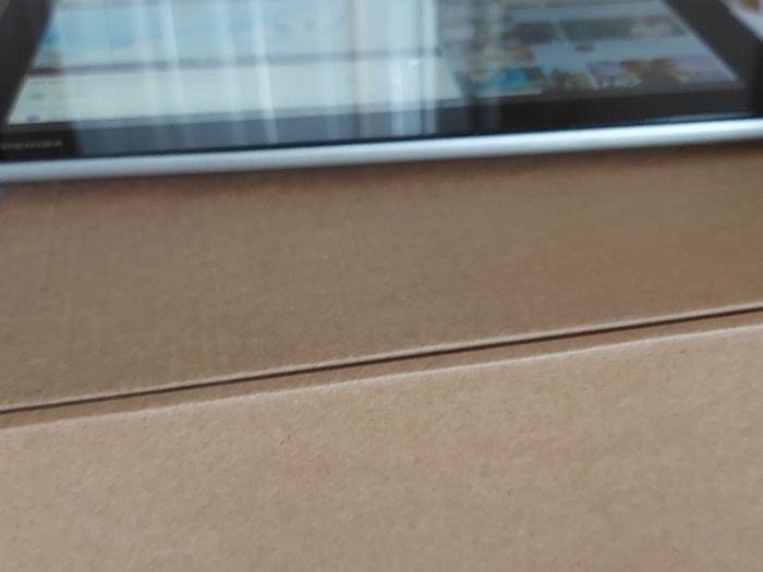 Toshiba 10.1inch Tablet, Model AT10-A, 16GB, great for internet, youtube, games, etc (Circular crack on screen)