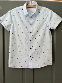 PENNEYS boys short sleeved shirt aged 13-14 years