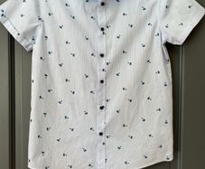 PENNEYS boys short sleeved shirt aged 13-14 years