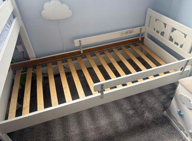 toddler bed